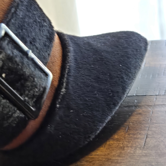 Chic Brown and Black Ankle Boots - Picture 8 of 16